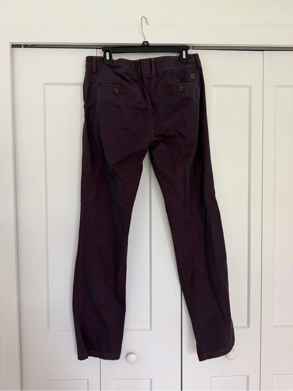 Hugo Boss Men's Casual Cotton Pants in Dark Burgundy